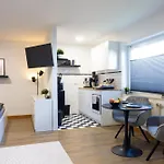 Schoene Im Apartamento